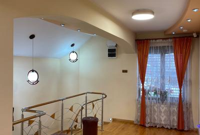 Casa cu etaj zona Piata Mare - 6