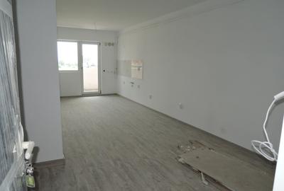 Apartament 2 camere, zona excelenta, bloc nou, predare in scurt timp, comision 0