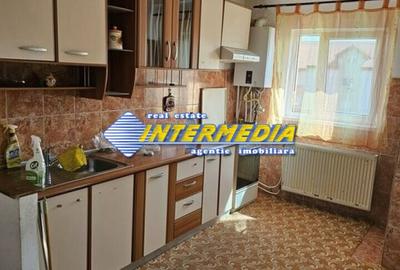 Apartament 3 camere | 1 Baie | 1 Balcon | 65 mp. | DE INCHIRIAT | Ampoi 1 I - 4