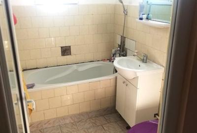 Vanzare apartament 3 camere - Imobiliare MAXICONFORT - 9