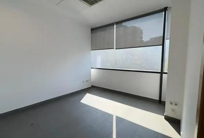 Spațiu Birouri | Etaj 3 | Piața Victoriei Titulescu - 8