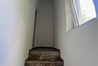 Apartament cu 3 camere  de vanzare  Tg Cucu - Podul de Fier, - 4