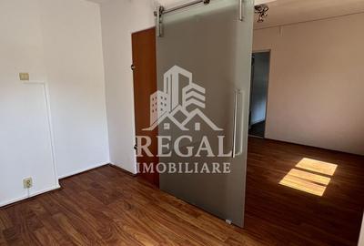 PRET NOU - Spațiu comercial de vânzare – Zona Micro 5 - 1