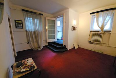 Apartament cu 5 camere decomandat în Cișmigiu