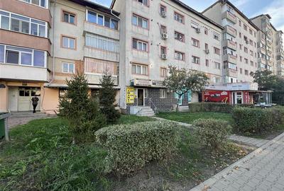 Sp com birou stradal  Piata Moldovei - Banca Transilvania - 1