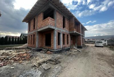 Casa individuala de 5 camere, 120 mp, 281 teren, semifinisat, zona Ioan rus - 2
