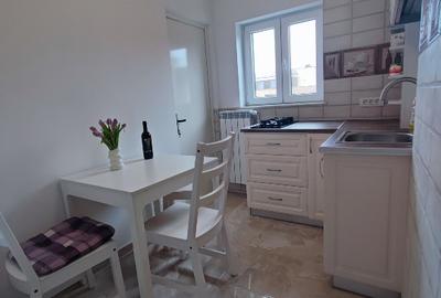 Proprietar  - 2 camere Primaverii  - renovat si complet reconsolidat - 1