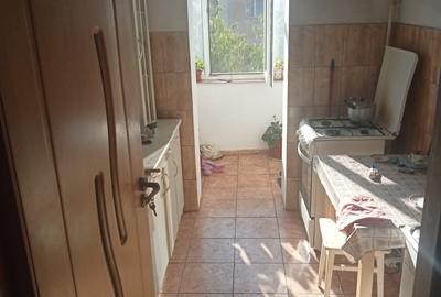 Apartament 2 camere in zona Bucovina