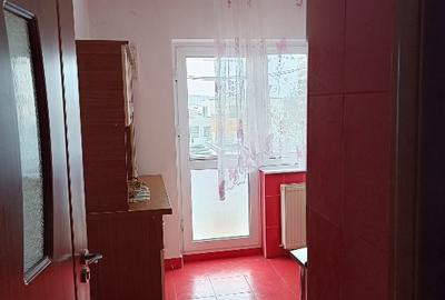 Vand apartament în zona foarte bună - 8
