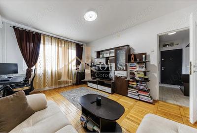 Aproape de Turist-Sagului. Etaj intermediar. Bloc izolat. - 1