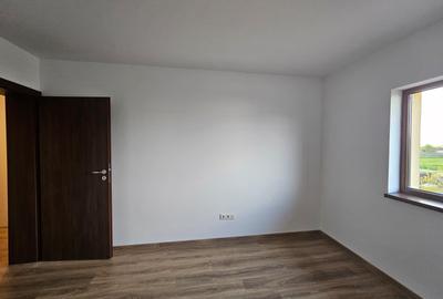 Duplex nou, 5 camere, P+E, cu perete despărțitor dublu, Dumbrăvița, comision 0% - 24