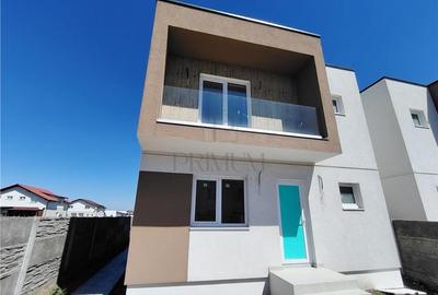 Duplex separat prin camera tehnica - 5 camere - la cheie - 2