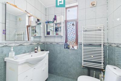 Casă individuală în Săcălaz - 2063 mp teren - 35