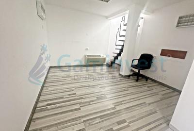 Spațiu comercial, de 32.00 mp, în Central