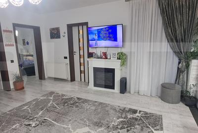 Apartament cu 3 camere semidecomandat, mobilat în Florești