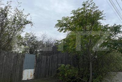 Teren Construcții intravilan de 1895 mp, în Cârcea