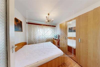 Apartament de vanzare in Sibiu - 3 camere si balcon - V. Aaron - 5