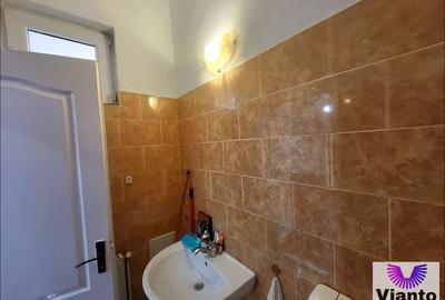 Spatiu comercial 80 mpu cu intrare din strada | Sibiu | Strand 2 - 5