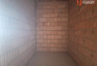 Duplex cu 4 camere de vanzare in localitatea Dumbravita - 16