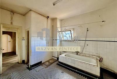 Vanzare vila D+P+1E, Bulevardul Castanilor, Ploiesti - 26