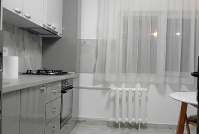 Apartament cu 2 camere decomandat în Doamna Ghica