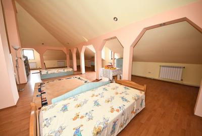 Vila spatioasa, pretabil pentru locuit/clinica, zona Micro 17 – Galati - 36