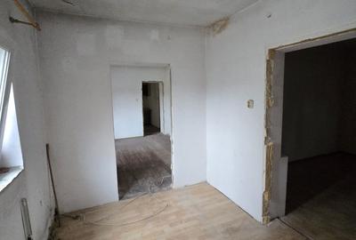 Teren 514 mp cu autorizație construcție P+1 Damaroaia Sector 1 - 18