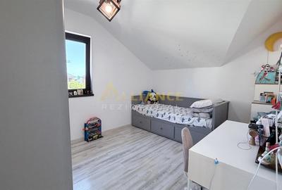 Casa Individuala - 5 camere - 3 bai - 403mp teren - 12