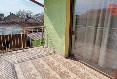 Casa individuala cu 5 camere Parter + Etaj in Ronat - 17
