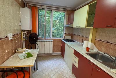 400 euro/luna, Inchiriere apartament 2 doua camere, etaj 2 Centru - 1