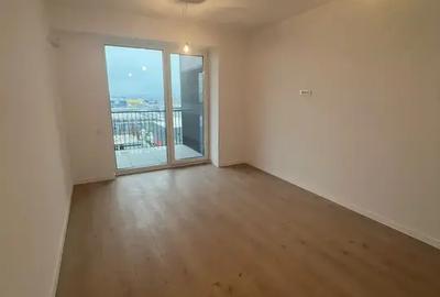Apartament cu 3 camere decomandat în Theodor Pallady