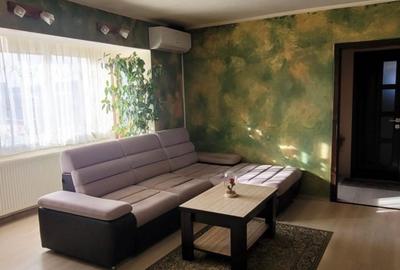 Apartament cu 3 camere decomandat, mobilat în Calea Moldovei