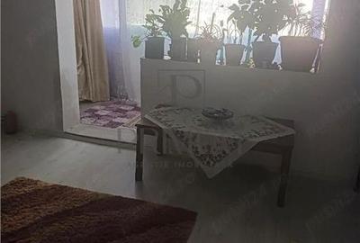 DOROBANTILOR - PARTER - BLOC IZOLAT - 3 CAMERE- 2 BAI - BALCON - CENTRALA - BOXA - 3