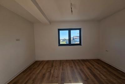Duplex nou, P+E, 1 apartament la cheie, 1 la alb, Moșnița Veche, comision 0% - 27