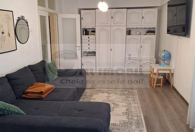 Apartament 2 cam decomandat- Bld. Poitiers- 115.000 euro - 1