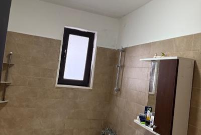 VANZARE AP 2 CAM IN VILA - 4