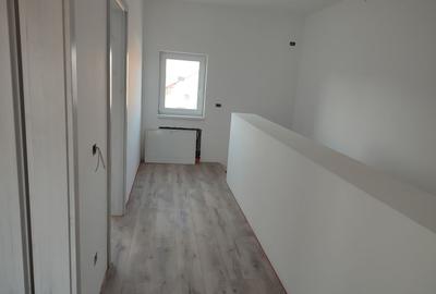 Sacalaz, 1/2 Duplex pe Etaj, 4 Camere,2 Bai,Terasa Acoperita - 10