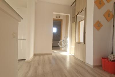 Navodari (Sud)- 2 camere decomandate, centrala gaze, liber -65.000euro - 8