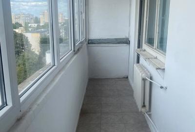 Apartament 2 camere decomandate zona KM 4-5 - 2