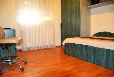 Apartament spatios de inchiriat! 3 dormitoare+open space Targoviste, Micro 11. - 5