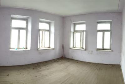 Casa Boiereasca D+P+1 Centru Hotel Traian, teren=570mp front stradal 12 m - 8