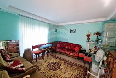 Vand sau schimb cu apartament  2 sau 3 camere si diferenta - 8