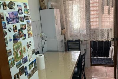 Vand apartament decomandat cu 2 camere - 8