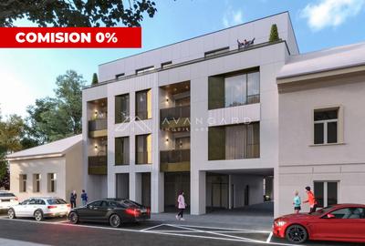 Apartament cu 3 camere semidecomandat în Central