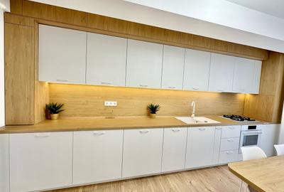 Apartament cu 2 camere semidecomandat, mobilat în Florești