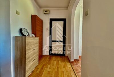 Apartament cu 3 camere decomandat în Micălaca