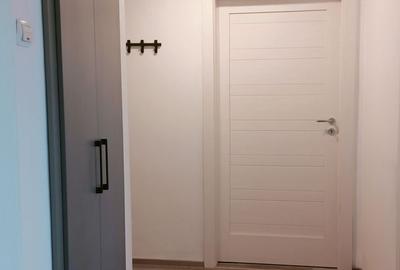 Apartament de închiriat – 3 camere, Piața Mihai Viteazu - 9