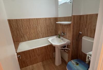 Apartament 2 camere, etaj 2, Republicii - 4