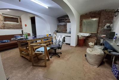 Casa de vanzare in Sibiu, birouri, clinica ,Parcul Sub Arini - 9