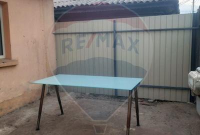 Casă cu două corpuri, ideală pentru firmă, Vitan - 6